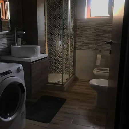 Casa In Contesto Rustico E Tranquillo